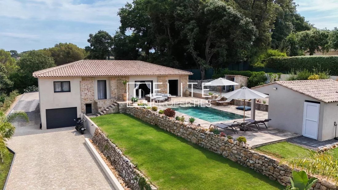 House in Les Impiniers-Font de Cine-Vaucontrade, Vallauris, France 1 - 15796961