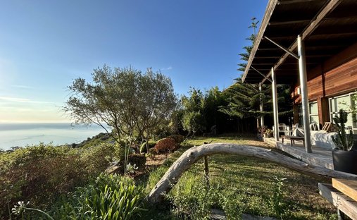 Villa in Ville-di-Pietrabugno, Corsica, France 1
