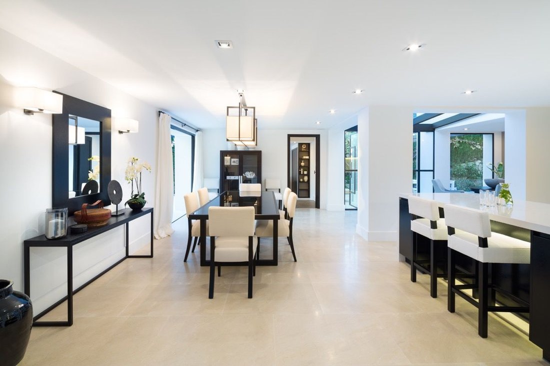 Villa in Puerto Banus, Marbella, Spain 4 - 16001413