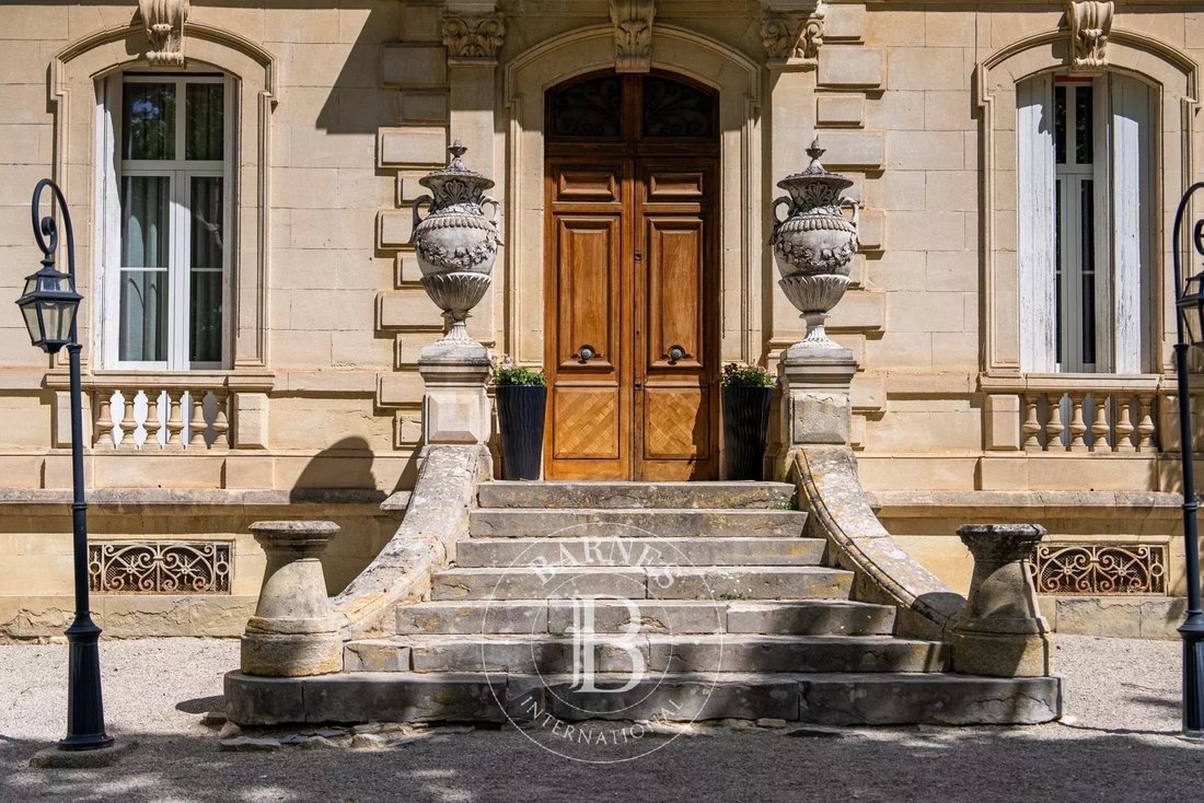 Estate in Capouchiné, Nimes, France 4 - 14532507