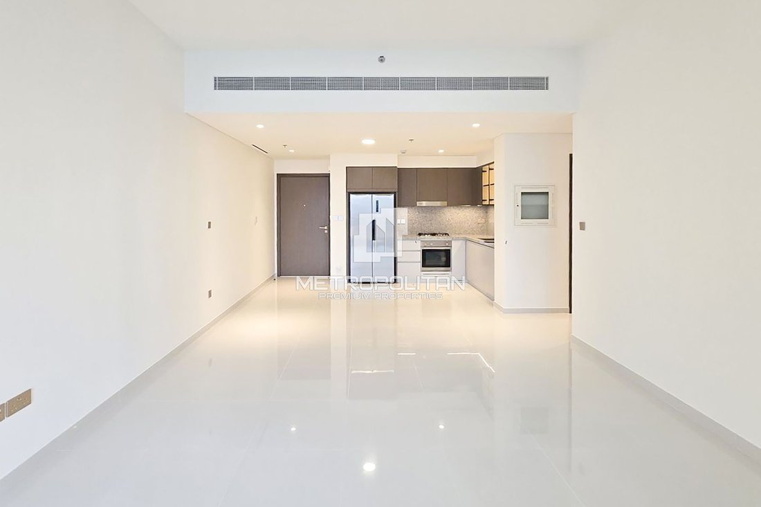 Apartment in Dubai Harbour, Dubai, United Arab Emirates 2 - 15508548