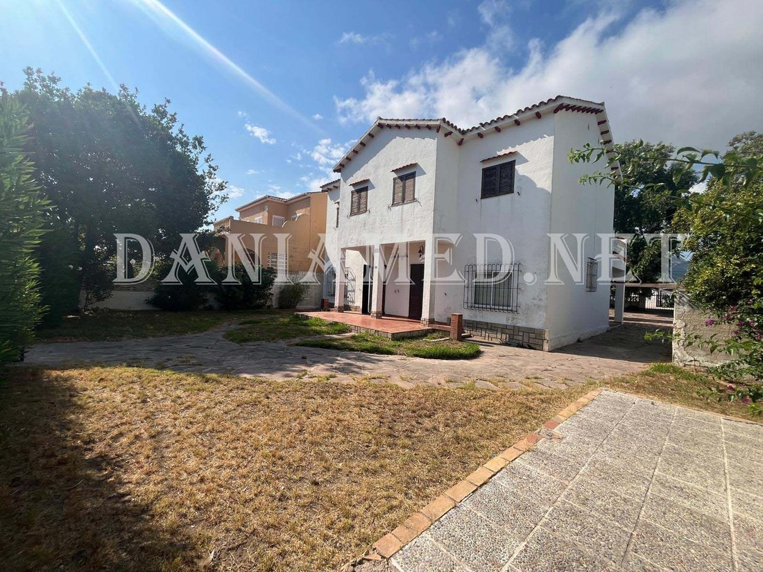 Villa in Alicante, Valencian Community, Spain 1 - 15997660