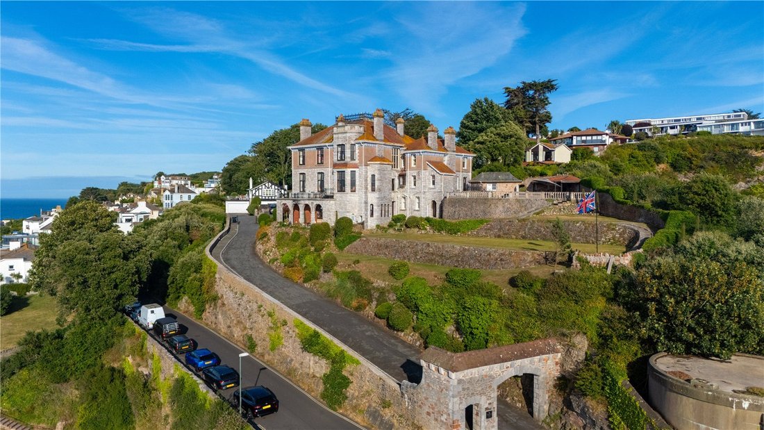 House in Brixham, England 3 - 15219536