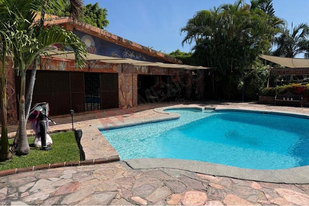 House in Cuernavaca, Morelos, Mexico 2 - 16000233