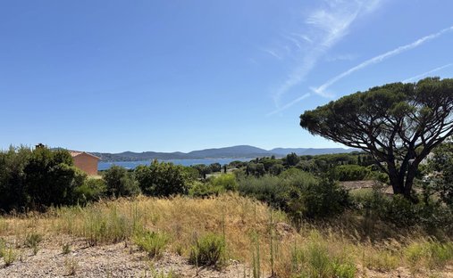 Land in Basse Suane-Les Virgiles, Sainte-Maxime, France 1