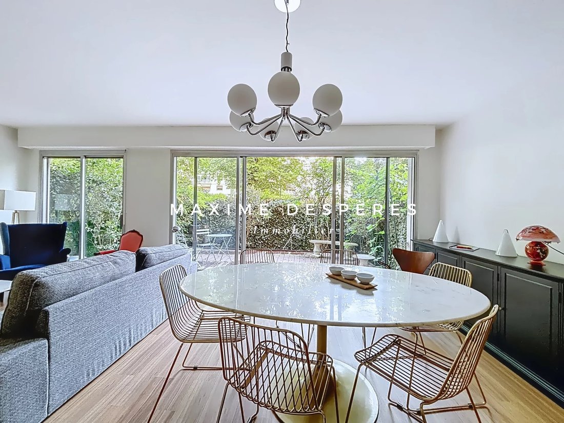 Apartment in Saint James-Général Koenig, Neuilly-sur-Seine, France 4 - 15997512