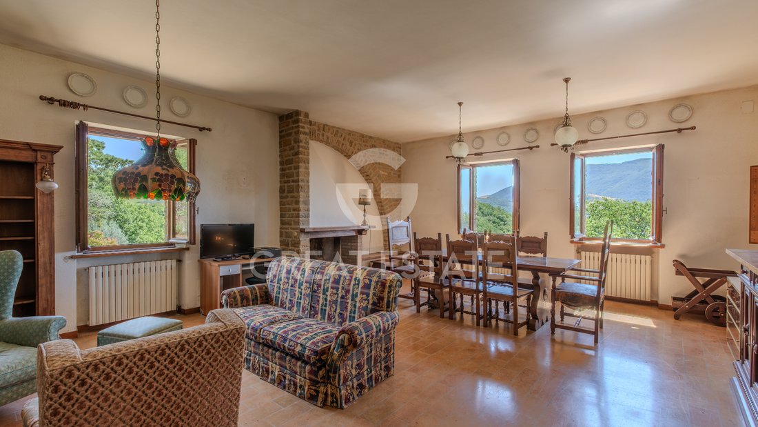 Estate in Assisi, Umbria, Italy 5 - 15998812