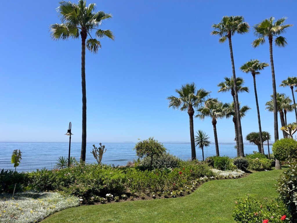 Apartment in Gualdalmansa, Estepona, Andalusia 2 - 15998817