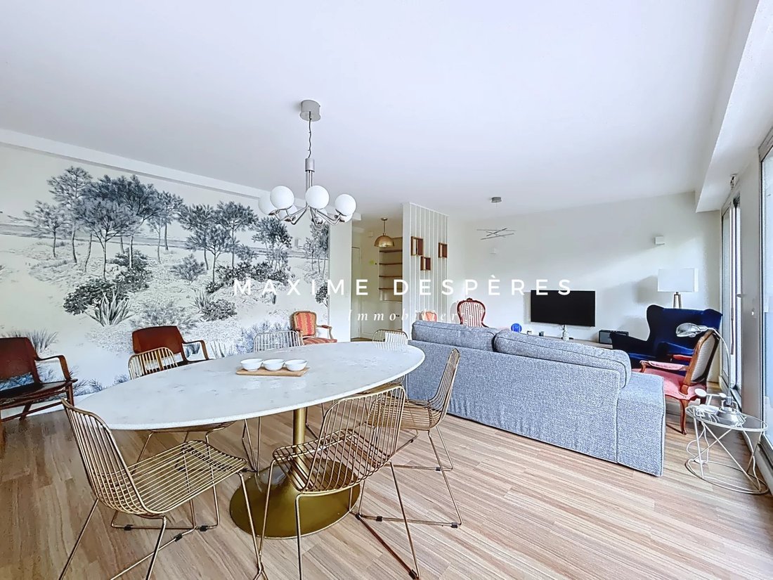 Apartment in Saint James-Général Koenig, Neuilly-sur-Seine, France 3 - 15997512