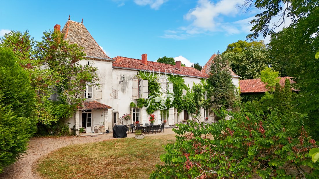 A Seventeenth-Century Dream: Ribérac’s Timeless Château & Whispering Parklands