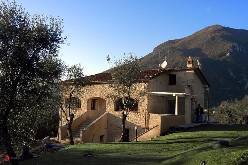Villa in Camaiore, Tuscany, Italy 1 - 15997213