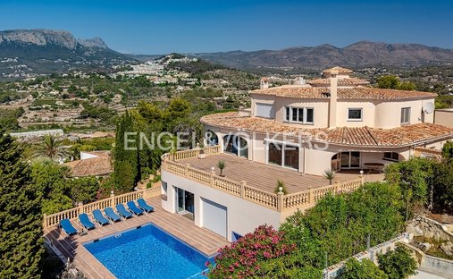 Villa en Calp / Calpe, Comunidad Valenciana, España 1