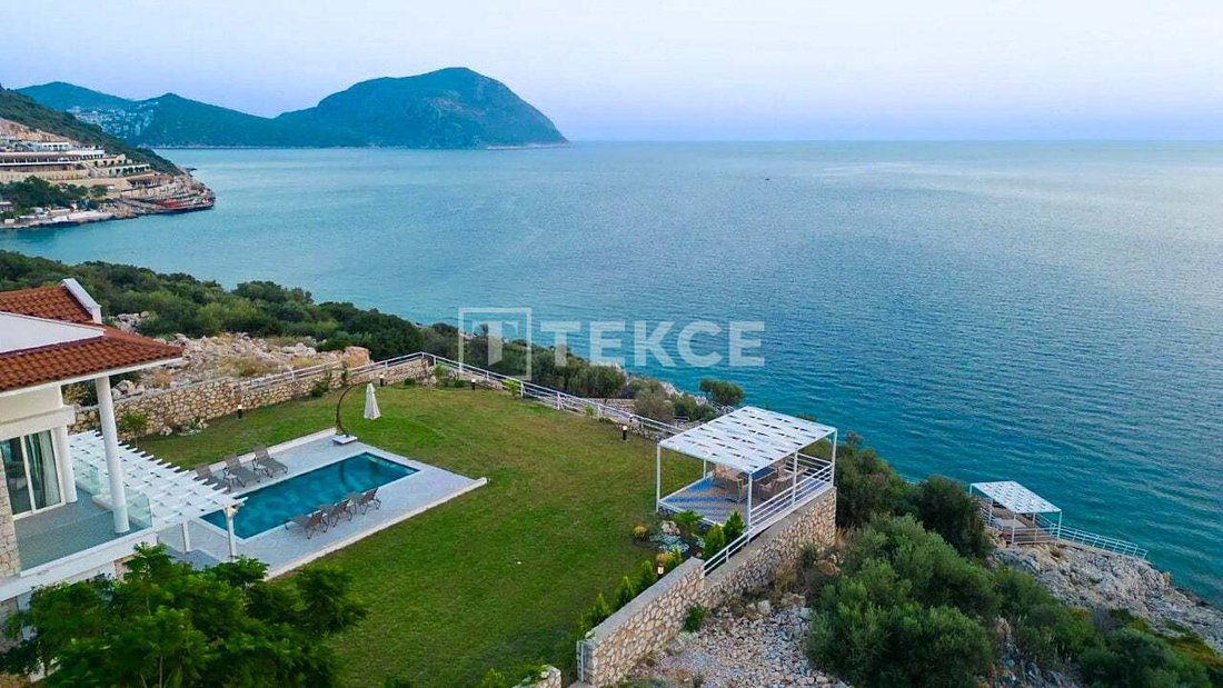 Villa in Kaş, Antalya, Turkey 2 - 15998986