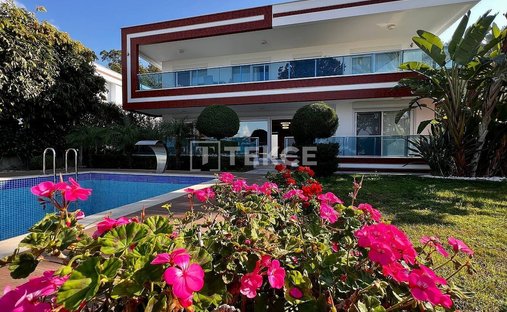 Villa in Alanya, Antalya, Turkey 1