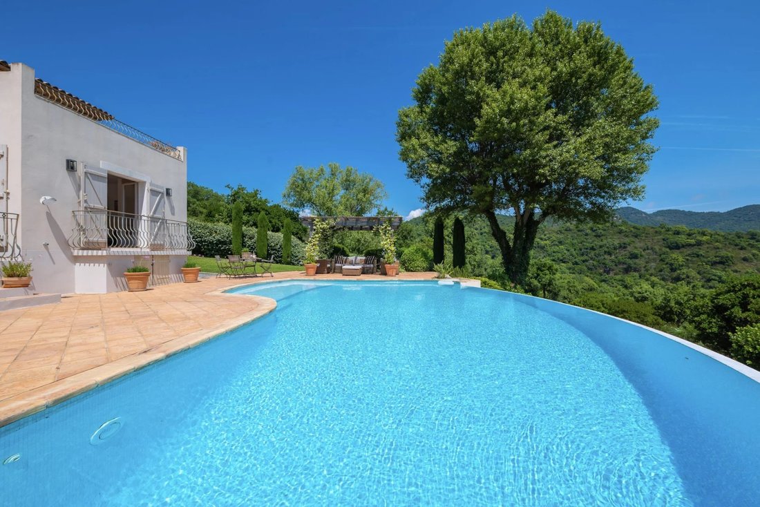 House in Les Adrets-de-l'Estérel, Provence-Alpes-Côte d'Azur, France 4 - 15997277