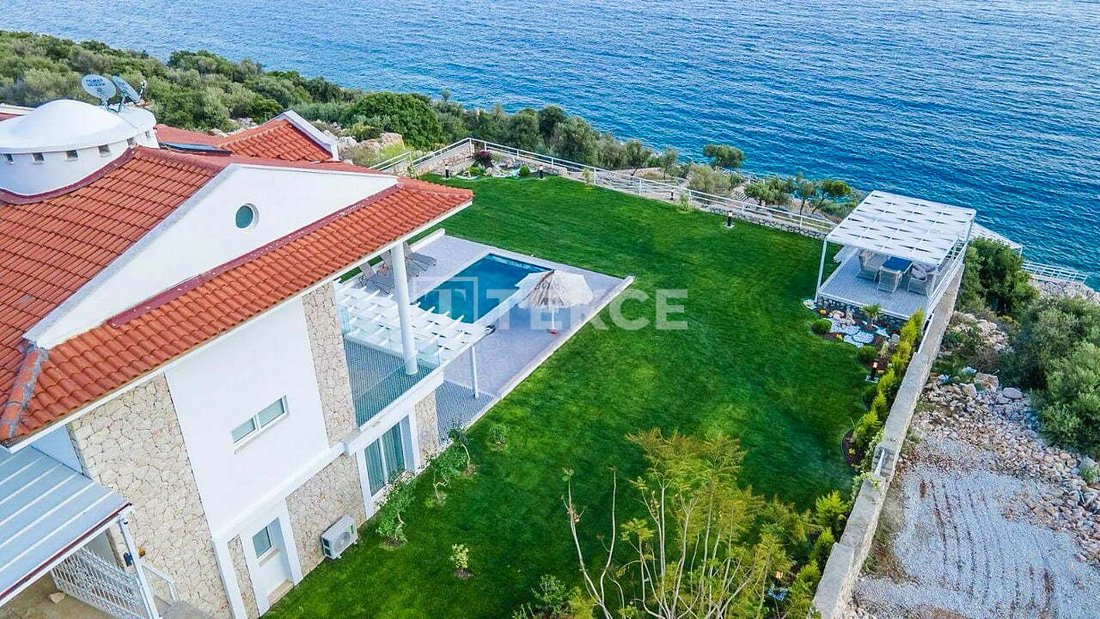 Villa in Kaş, Antalya, Turkey 1 - 15998986