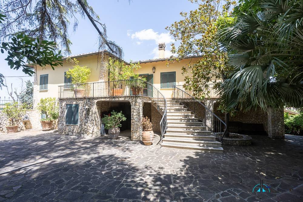 Villa in Collevecchio, Lazio, Italy 1 - 15999551