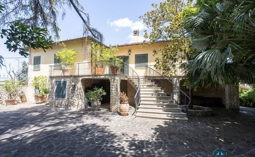 Villa in Collevecchio, Latium, Italien 1