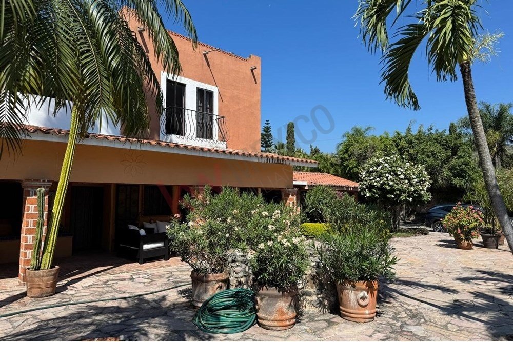 House in Cuernavaca, Morelos, Mexico 3 - 16000233