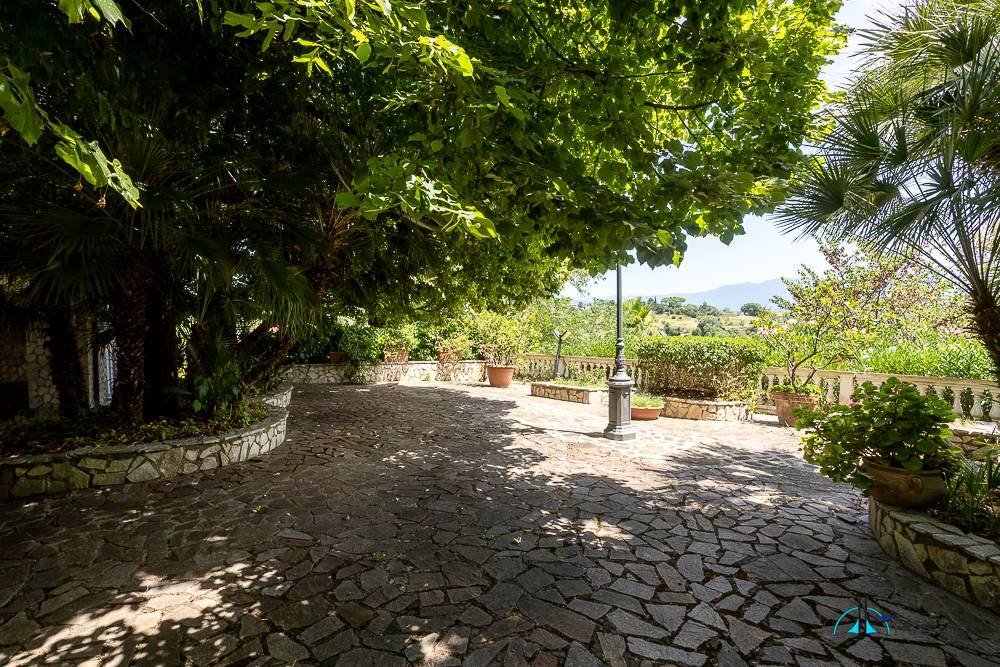 Villa in Collevecchio, Lazio, Italy 3 - 15999551