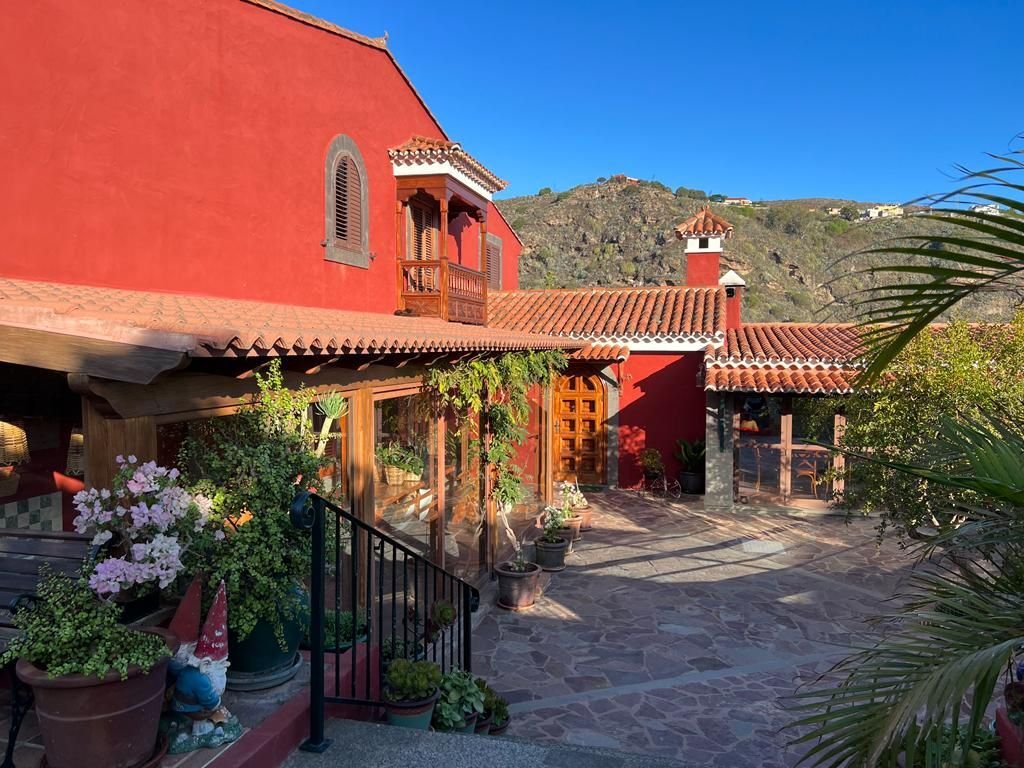 Villa in Santa Lucia de Tirajana, Canary Islands, Spain 5 - 15998431