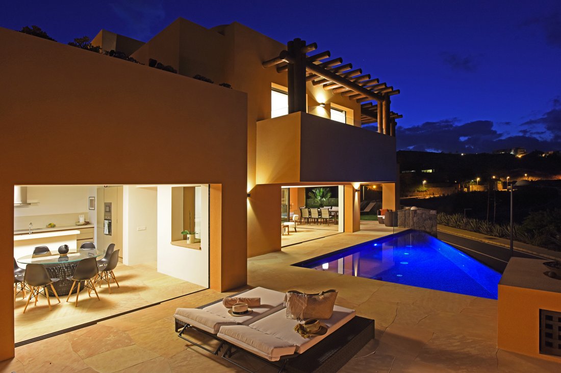 Villa in San Bartolome de Tirajana, Canary Islands, Spain 3 - 15824541