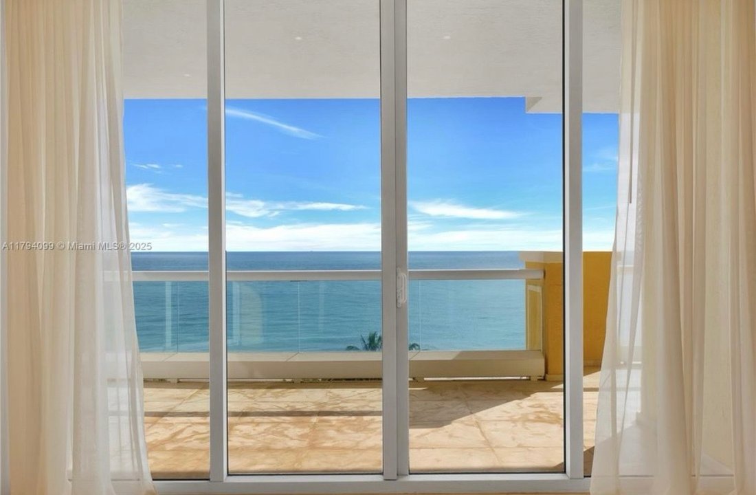 Condo in Golden Beach, Florida, United States 4 - 15998415