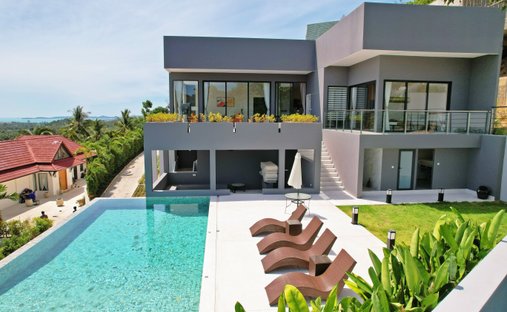 Villa in Maenam, Surat Thani, Thailand 1