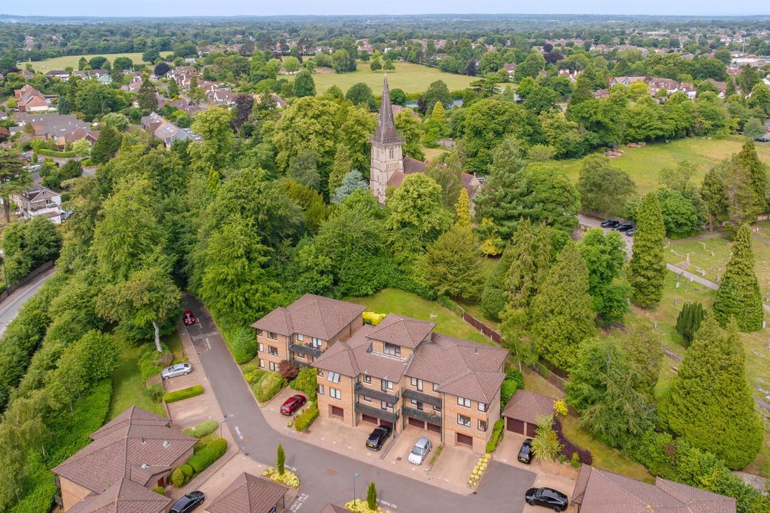 House in Caterham, South Godstone, England 5 - 16001457