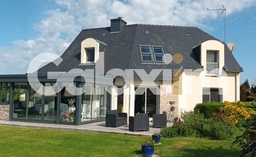 Castle for Sale in Ploërmel, Brittany, France