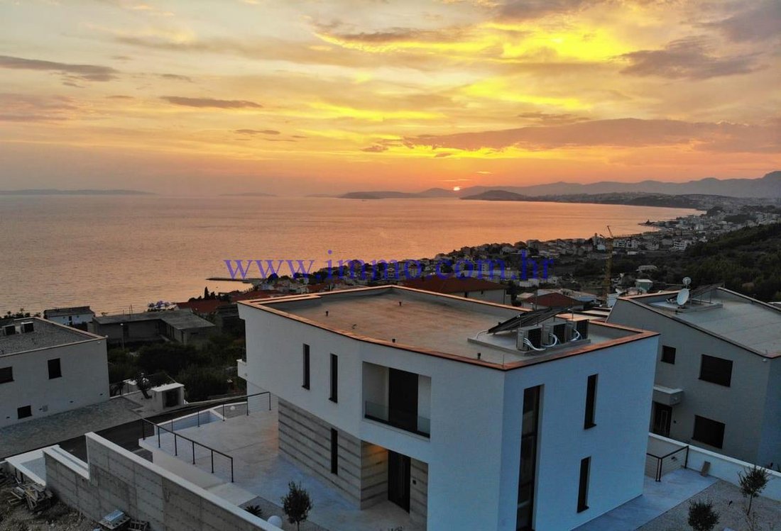 Villa in Miljevac, Split-Dalmatia County, Croatia 1 - 16002286