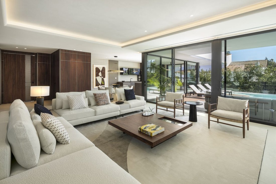 Villa in Puerto Banus, Marbella, Spain 2 - 16002415