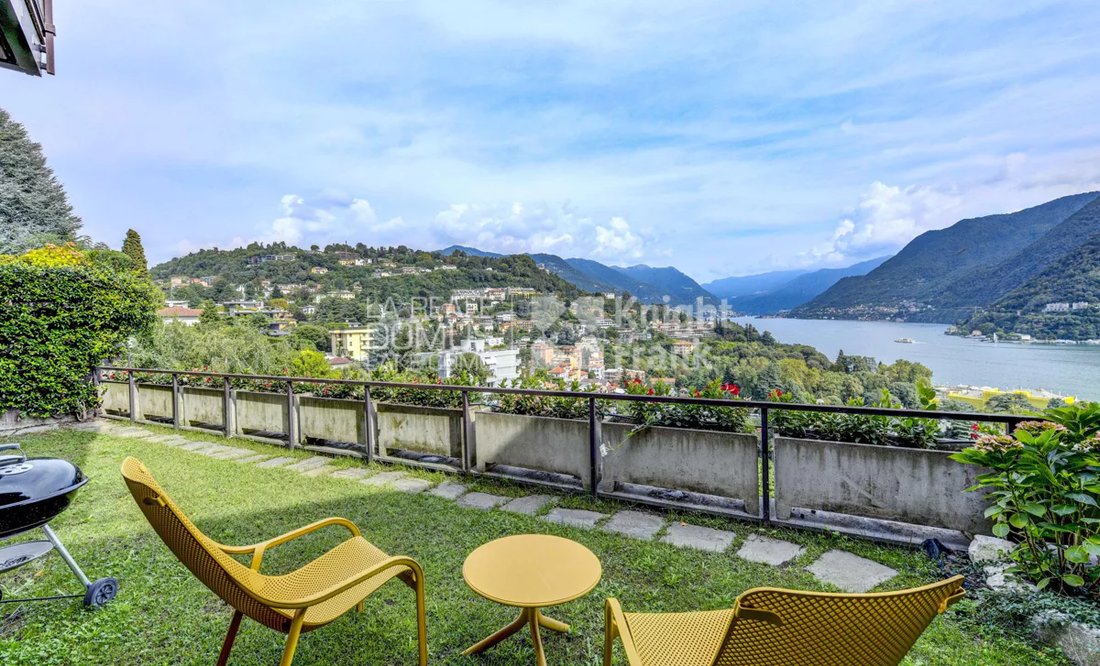 Apartment in Western Lake Center, Como, Lombardy 2 - 16007071