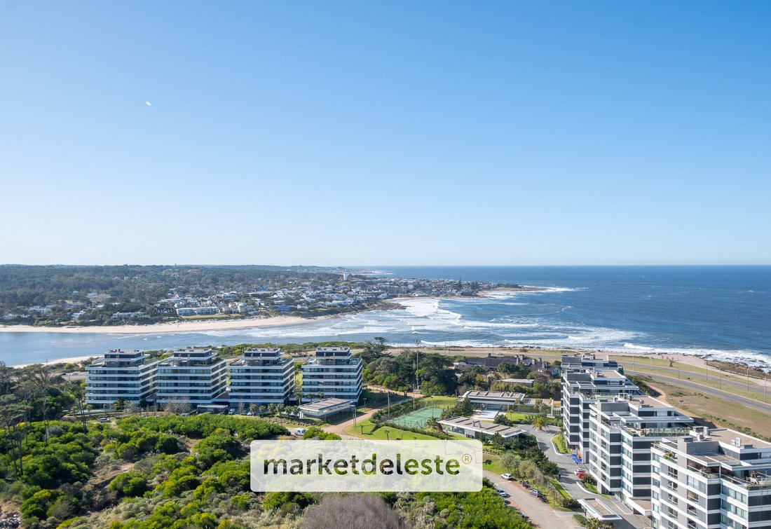 Apartment in Punta del Este, Maldonado Department, Uruguay 1 - 16004897