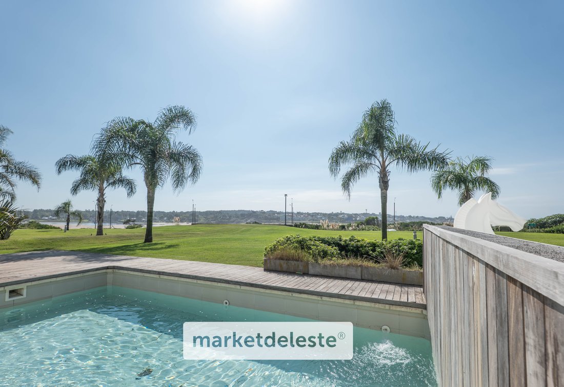 Apartment in Punta del Este, Maldonado Department, Uruguay 5 - 16004897