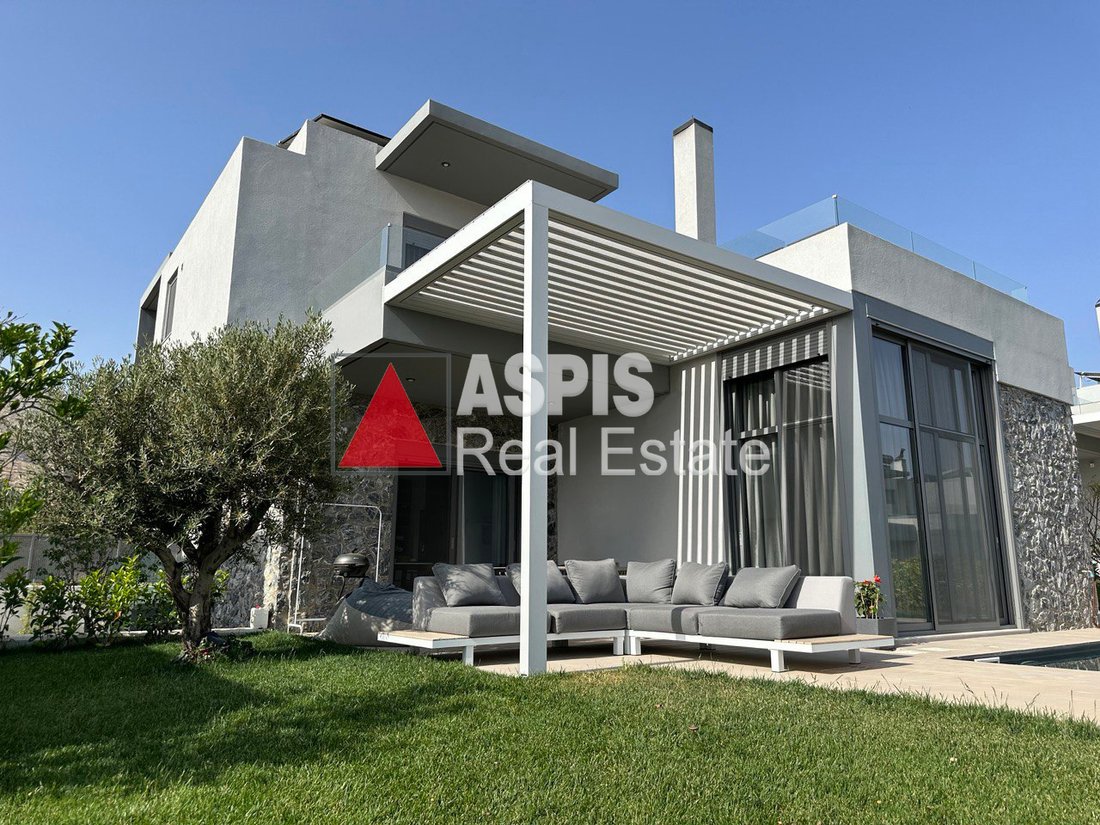 Villa in Kalyvia Thorikou, Attica, Greece 2 - 16003947