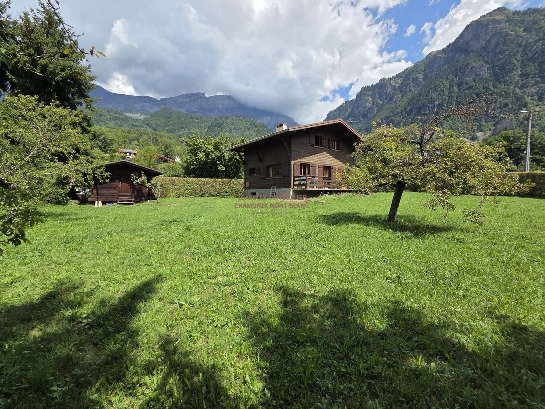 Chalet in Servoz, Auvergne-Rhône-Alpes, France 4 - 16007979