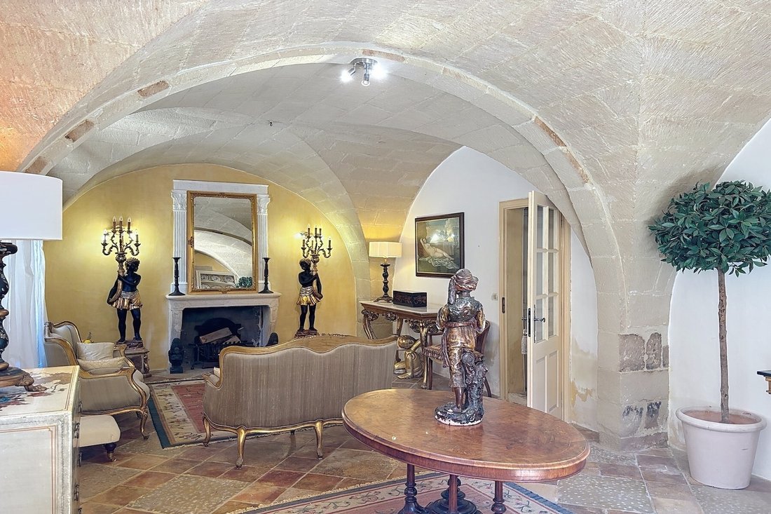 House in Uzès, Occitania, France 2 - 16005123