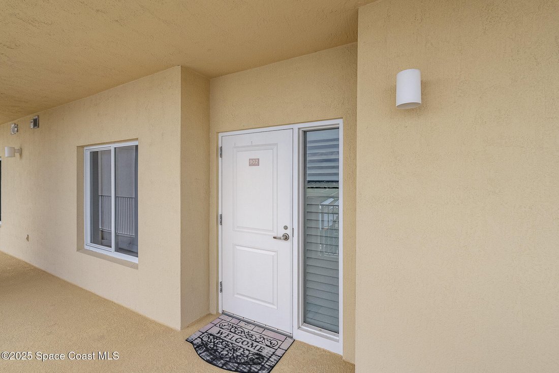 Condo in Indian Harbour Beach, Florida, United States 4 - 16005679