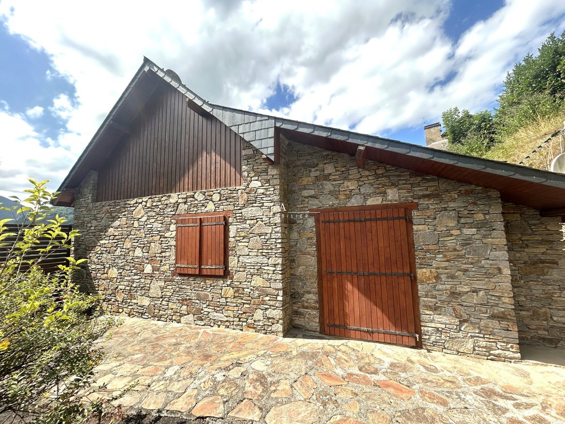 House in Montauban-de-Luchon, Occitania, France 3 - 16007972