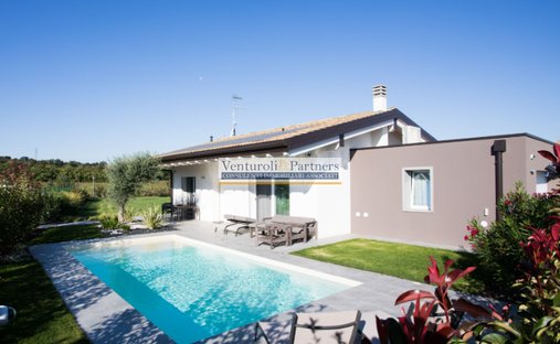 Villa a Entroterra, Desenzano del Garda, Lombardia 1