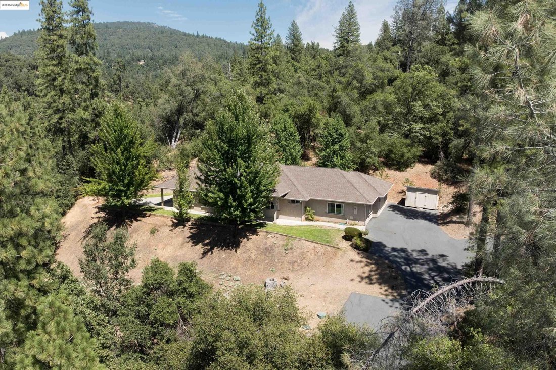 House in Tuolumne, California, United States 3 - 16010194
