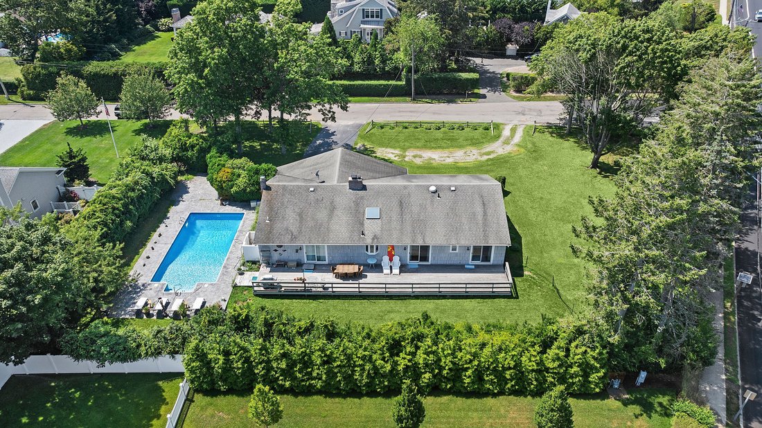 Westhampton, New York, United States 2 - 16009535