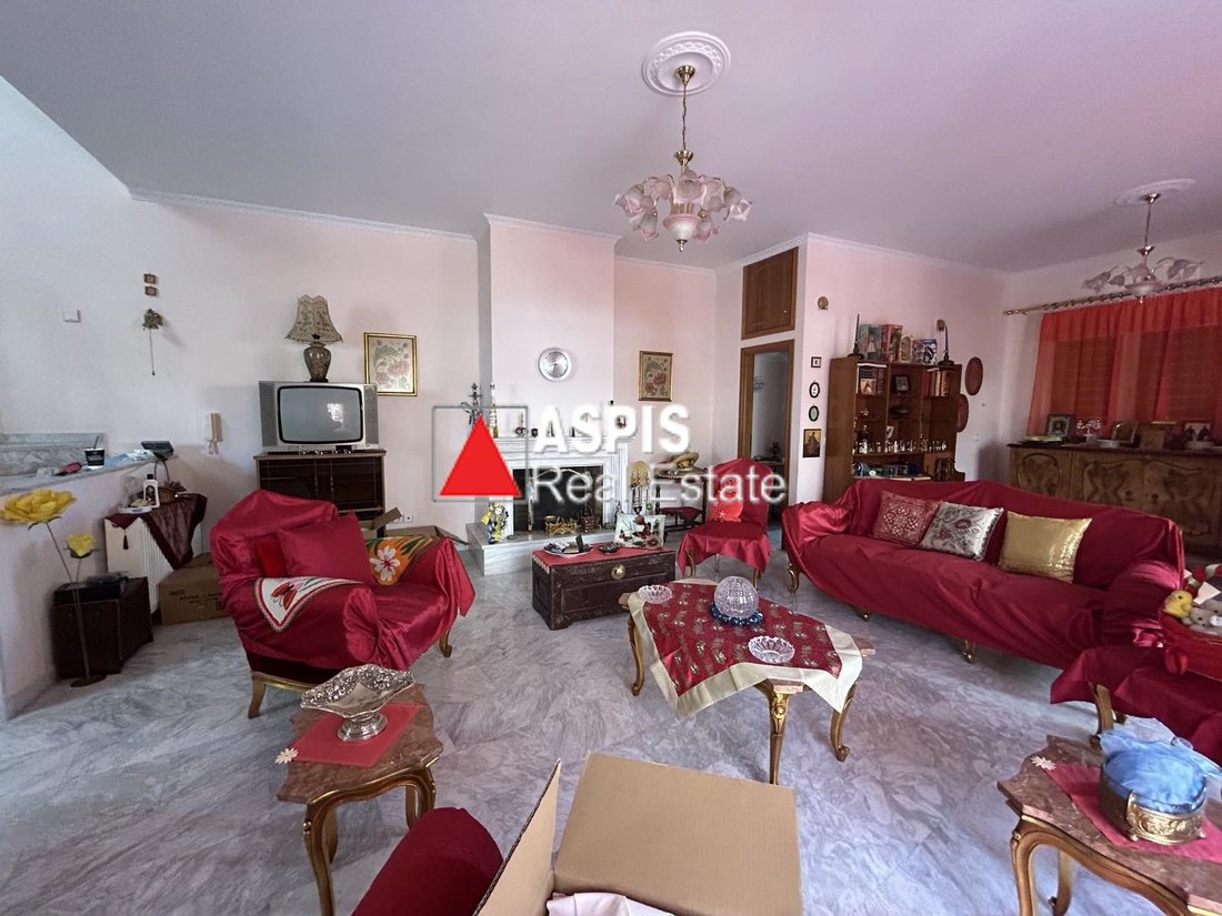 House in Elliniko, Attica, Greece 1 - 16003977