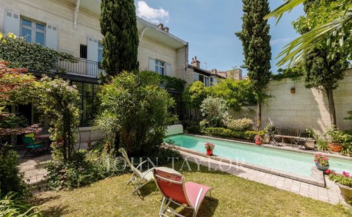 House in Hôtel de Ville-Quinconce-Saint Seurin-Fondaudège, Bordeaux, France 1