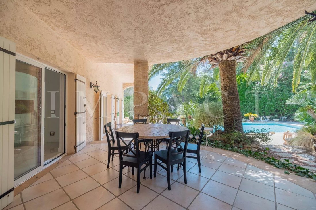 Villa in Mougins, Provence-Alpes-Côte d'Azur, France 4 - 15945993