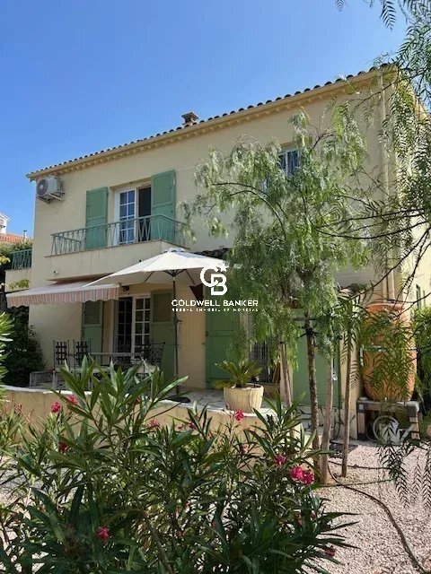 House in Frejus, Provence-Alpes-Côte d'Azur, France 2 - 16002776