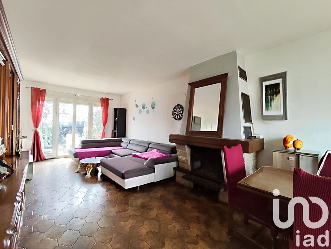 House in Vert Galant, Tremblay-en-France, France 3 - 16008948