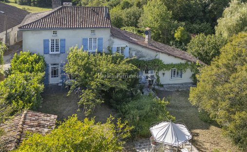 House in Mareuil, Mareuil en Perigord, France 1