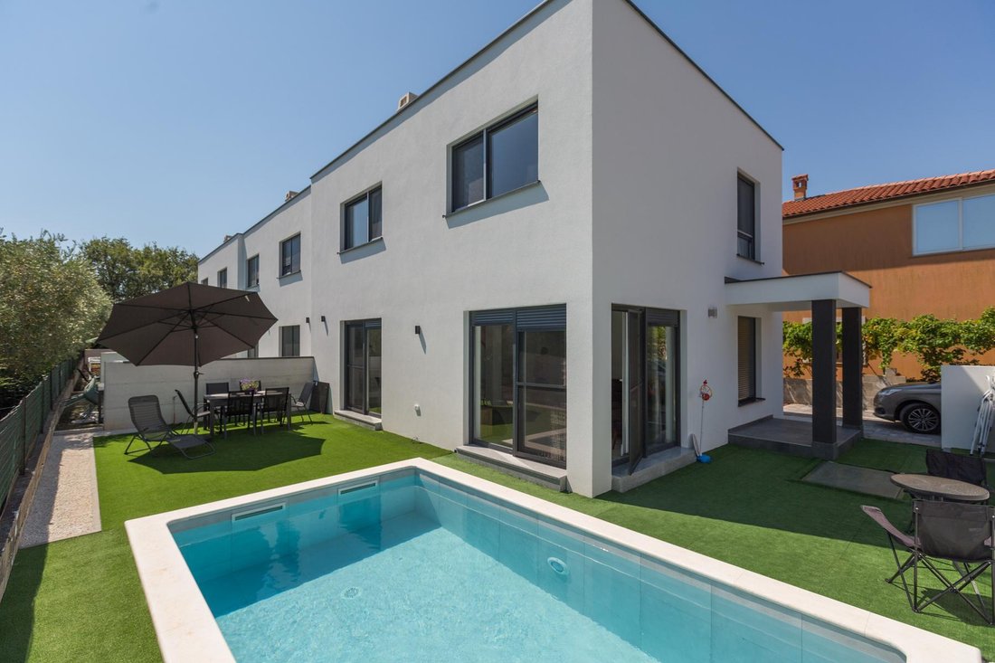 Villa in Medulin, Istria County, Croatia 1 - 16005313